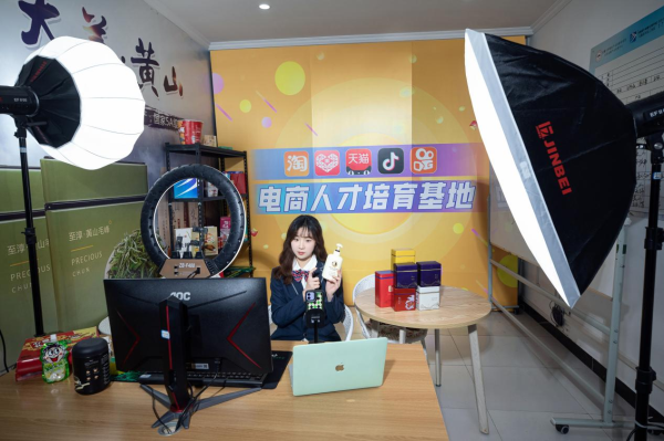 暴露年齡！這些新華老廣告詞里，有你的童年回憶！