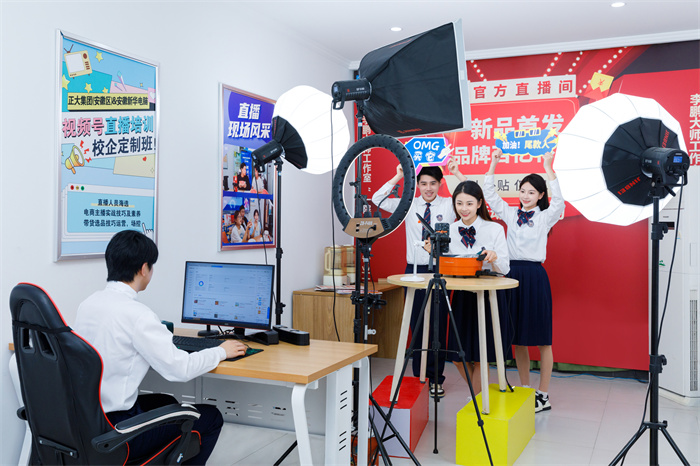 女生就業新趨勢！適合初中畢業女生學的專業推薦